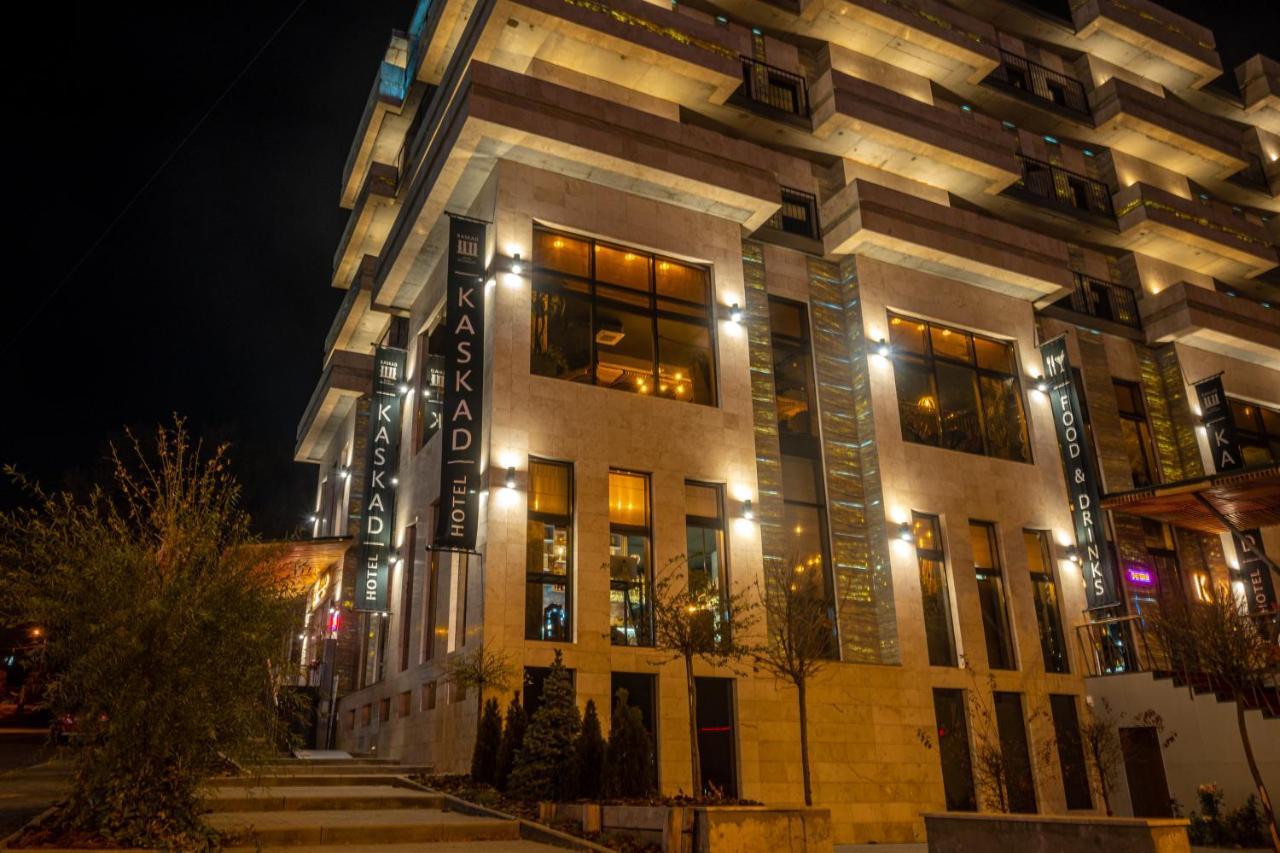 Готельно-Ресторанний Комплекс Каскад Harkiv Exterior foto
