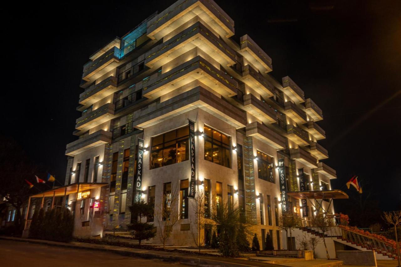 Готельно-Ресторанний Комплекс Каскад Harkiv Exterior foto